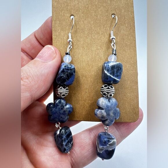 3” dangle earrings with 925 hooks, sodalite, moonstone and silver toned beads! - Picture 1 of 15